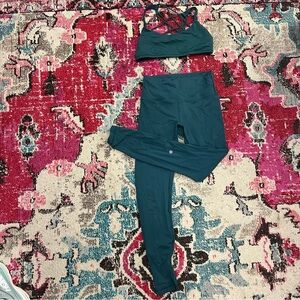 lululemon athletica Teal Leggings and Bra Set